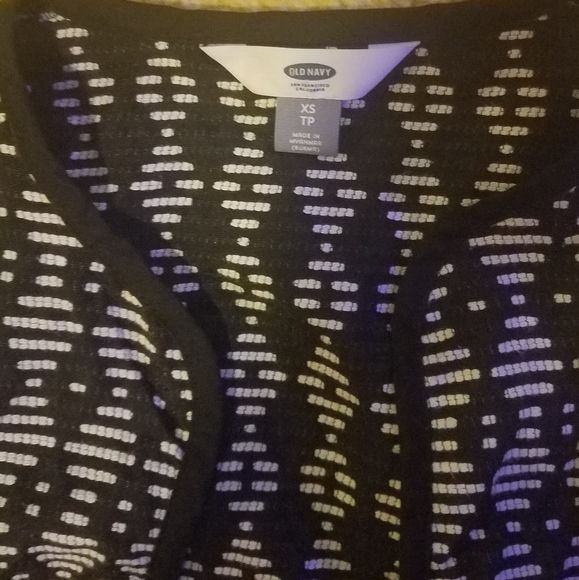 💕Classic Old Navy Black/White Jacket! - Picture 2 of 3